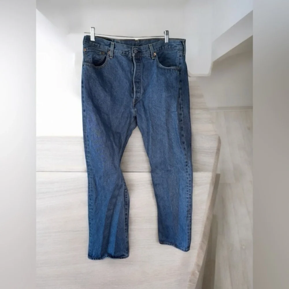 Jeans Levi’s 505 button fly jeans Straight Fit 33 Medium Blue
